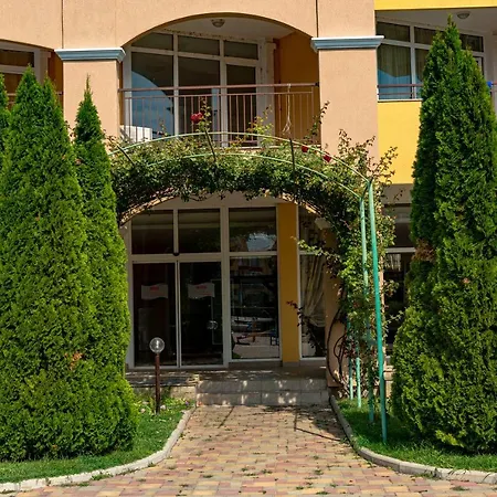 Apartment Menada Grand