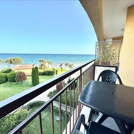 Menada Grand Apartment Aheloy