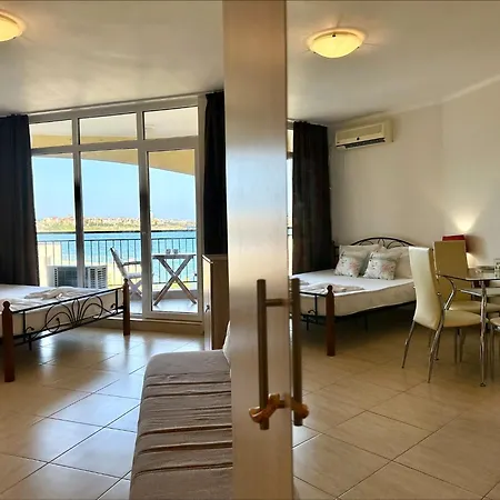 Menada Grand Apartment *