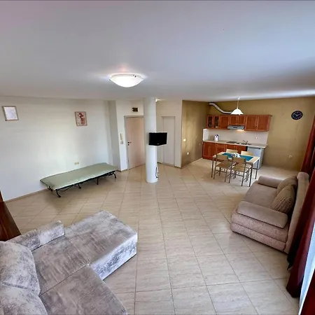 Menada Grand Apartment
