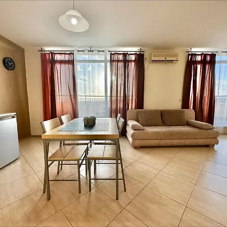 Apartment Menada Grand