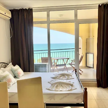 Apartment Menada Grand Aheloy