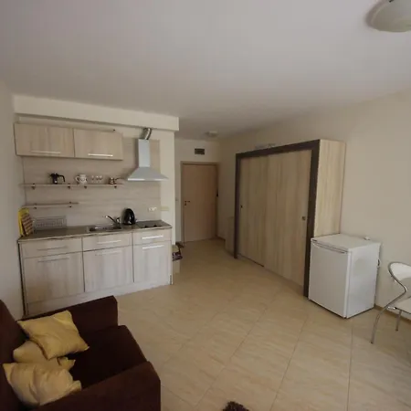 Menada Grand Lejlighed Aheloy