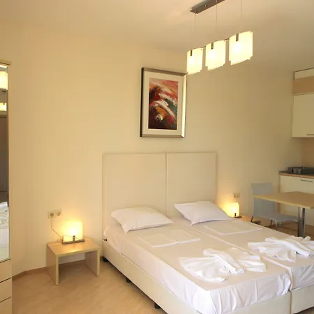 Menada Grand Apartament *
