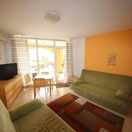 Menada Grand Apartament Aheloy
