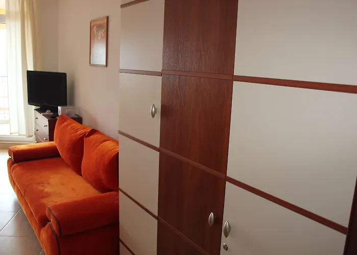 דירה Menada Grand