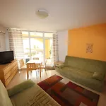 Menada Grand Apartman Aheloj