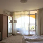 Menada Grand