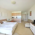 Menada Grand Apartman *