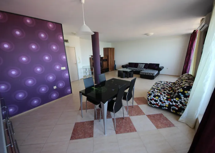 Appartamento Menada Grand Aheloy